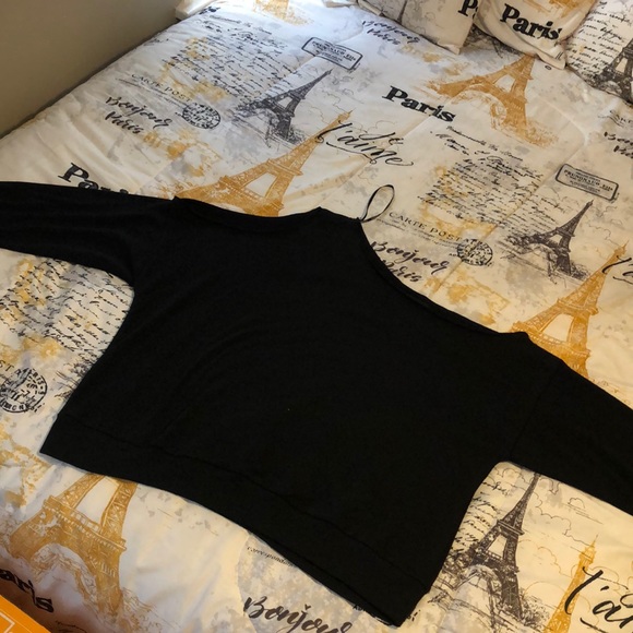 Long sleeve off shoulder distressed sleeve top - Picture 4 of 4